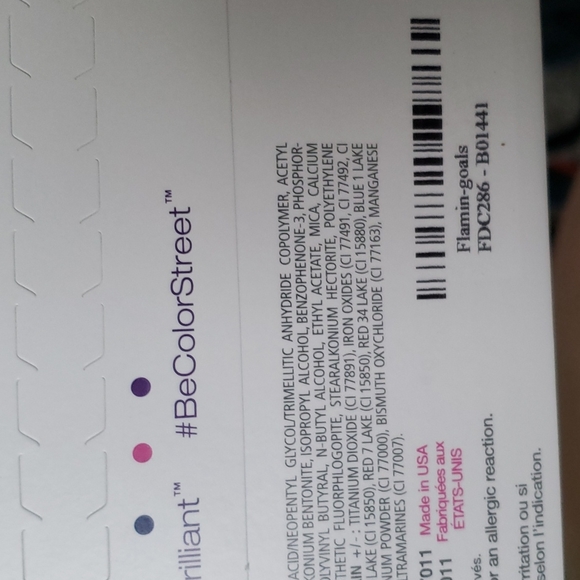 Color street - Picture 2 of 2